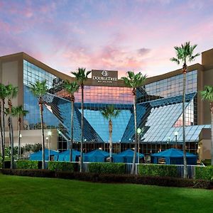 Doubletree By Hilton Orlando Airport Hotel